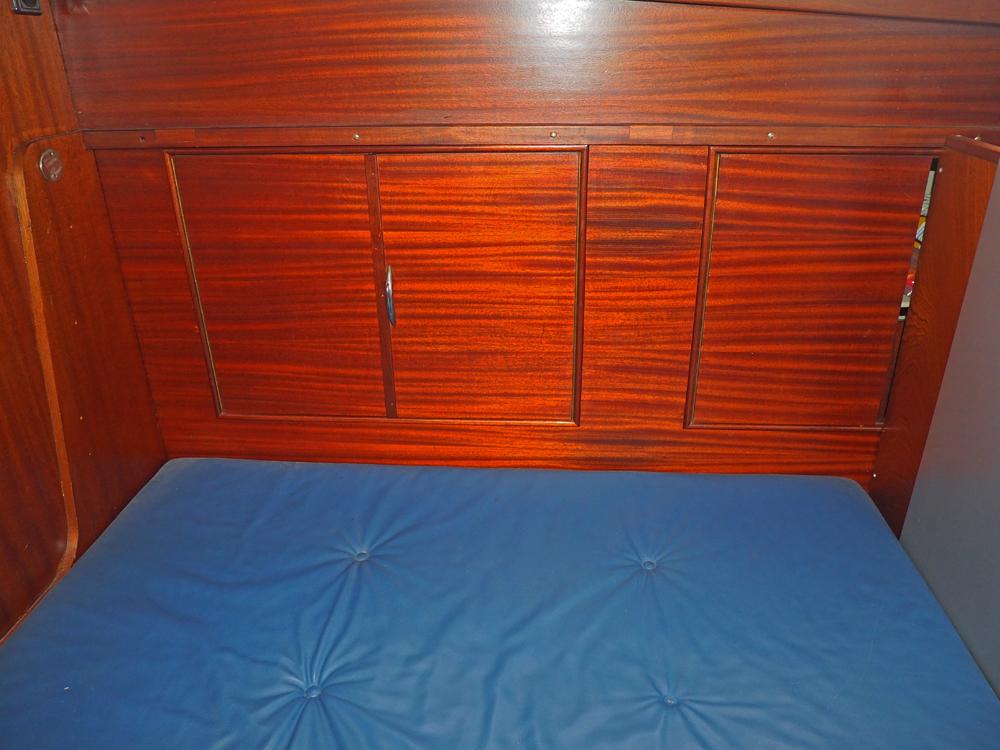 Salon, H&eacute;bergements